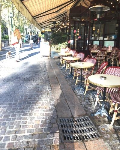 One of the lovely pictures of Paris architecture