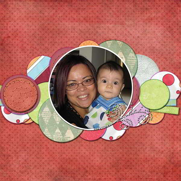 Scrapbook Example Circle Layout - Clustered Circles