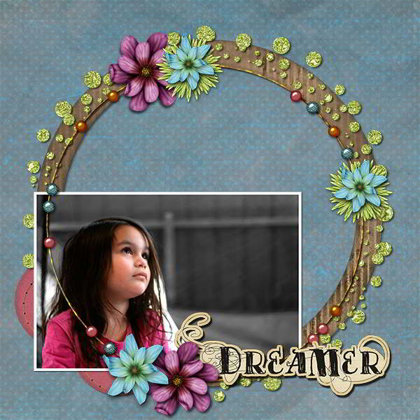 Scrapbook Example Circle Layout